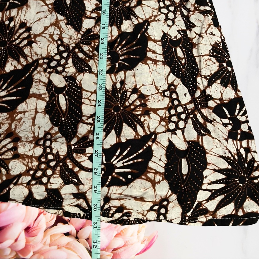 Brown and Cream Strapless Smocked Midi Dress - Picture 5 of 7